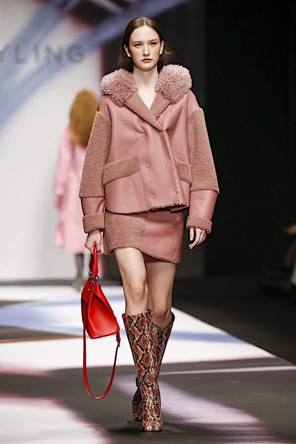 Fashion Week Milan Fall/Winter 2019 look 3 from the Maryling collection womenswear