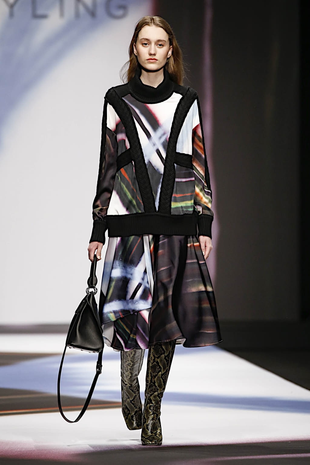Fashion Week Milan Fall/Winter 2019 look 27 de la collection Maryling womenswear
