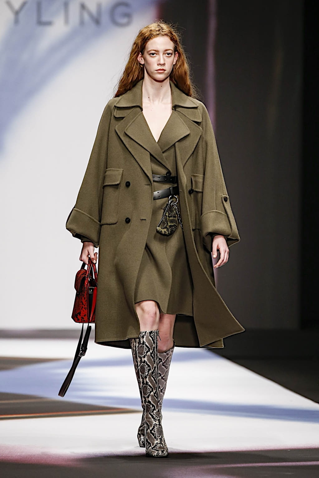 Fashion Week Milan Fall/Winter 2019 look 30 from the Maryling collection womenswear