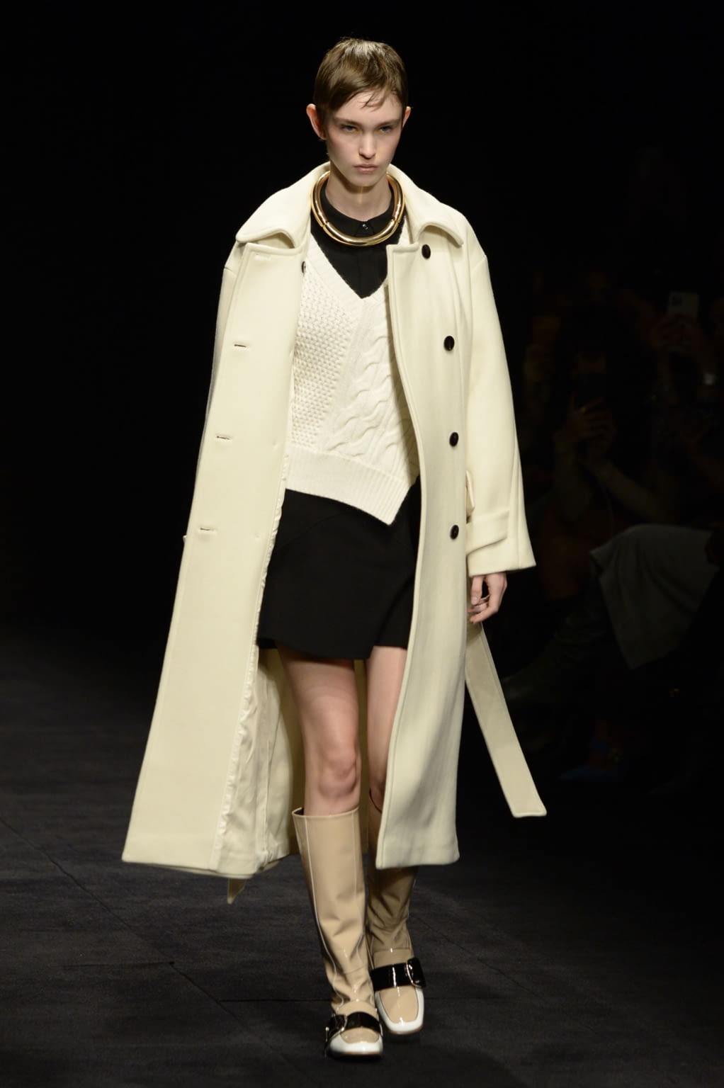 Fashion Week Milan Fall/Winter 2020 look 22 de la collection Maryling womenswear