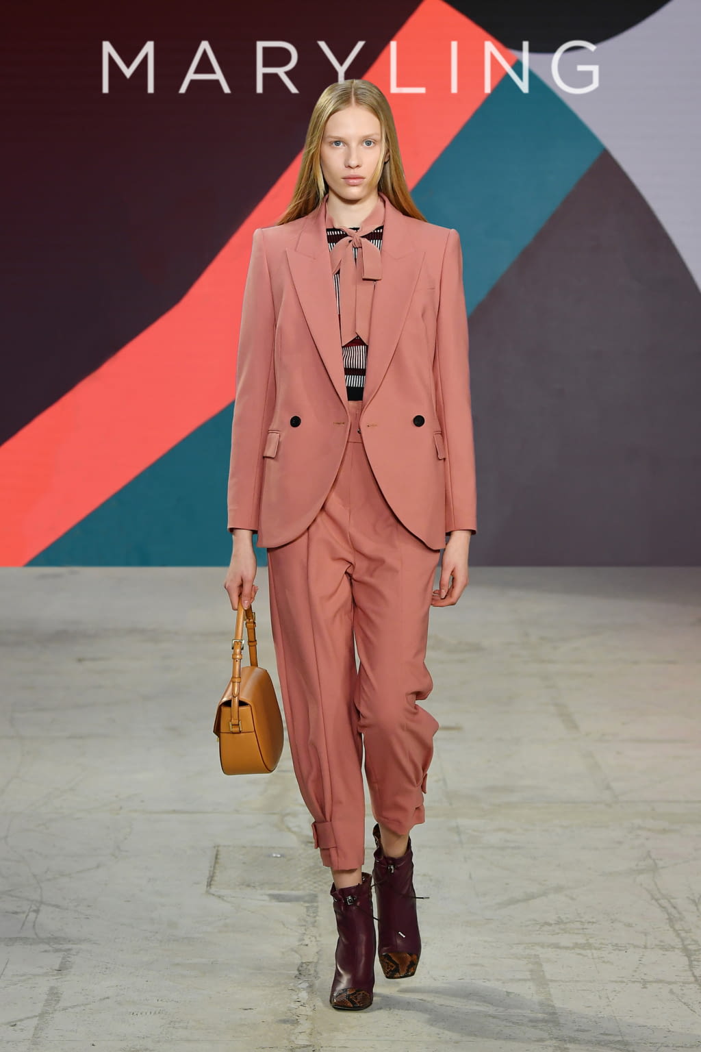 Fashion Week Milan Fall/Winter 2021 look 28 from the Maryling collection womenswear