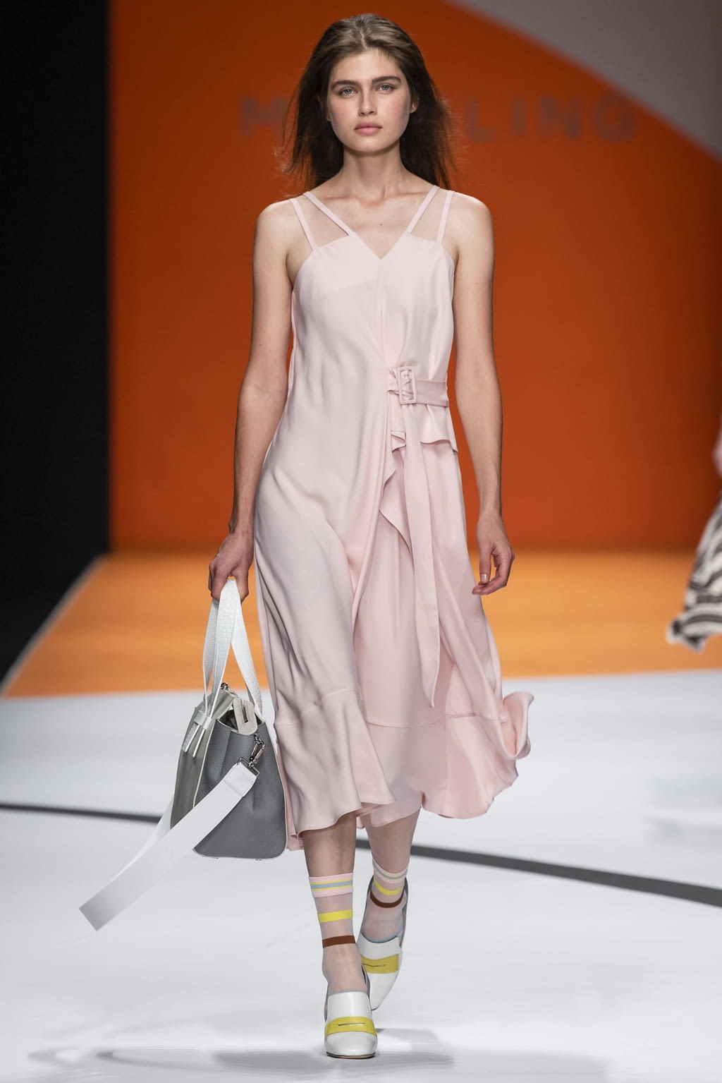 Fashion Week Milan Spring/Summer 2019 look 14 de la collection Maryling womenswear