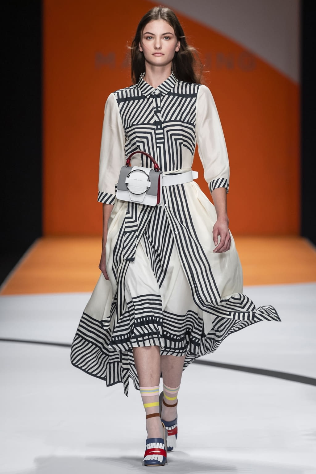 Fashion Week Milan Spring/Summer 2019 look 15 from the Maryling collection 女装