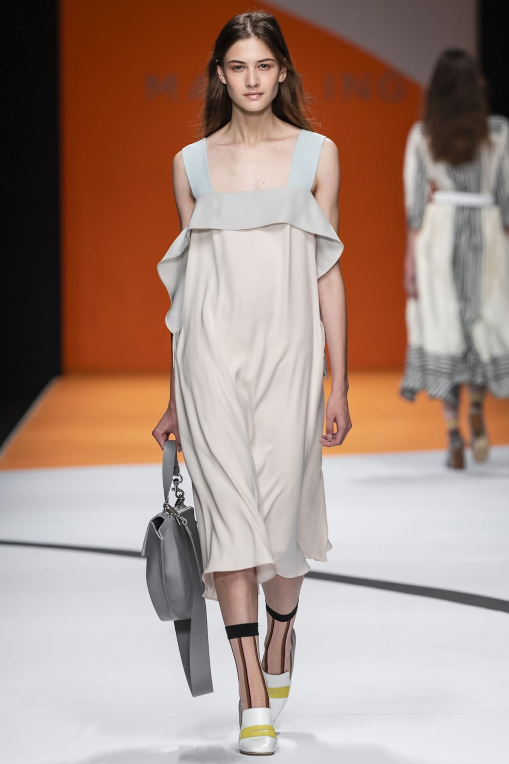 Fashion Week Milan Spring/Summer 2019 look 16 de la collection Maryling womenswear