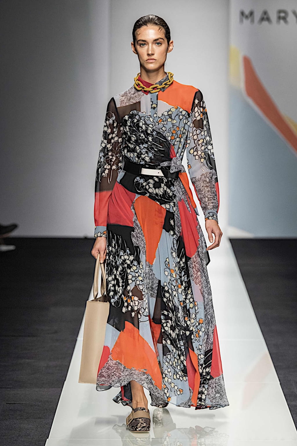Fashion Week Milan Spring/Summer 2020 look 19 from the Maryling collection 女装