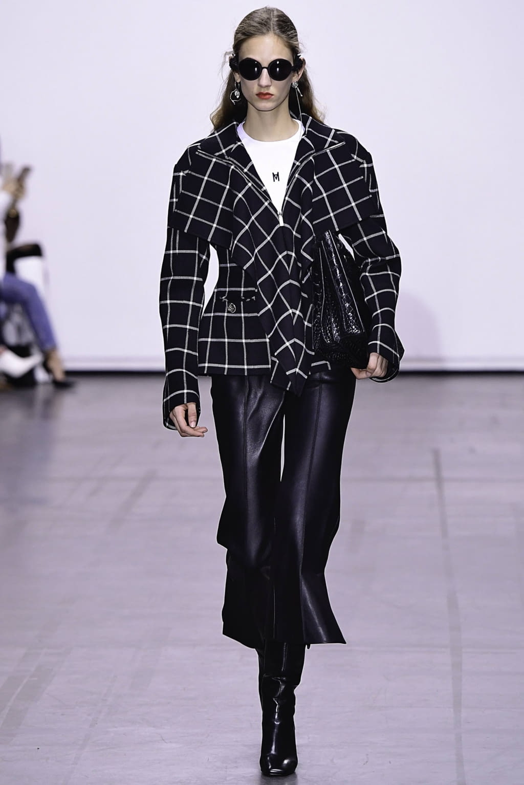 Fashion Week Paris Fall/Winter 2019 look 3 from the Masha Ma collection 女装
