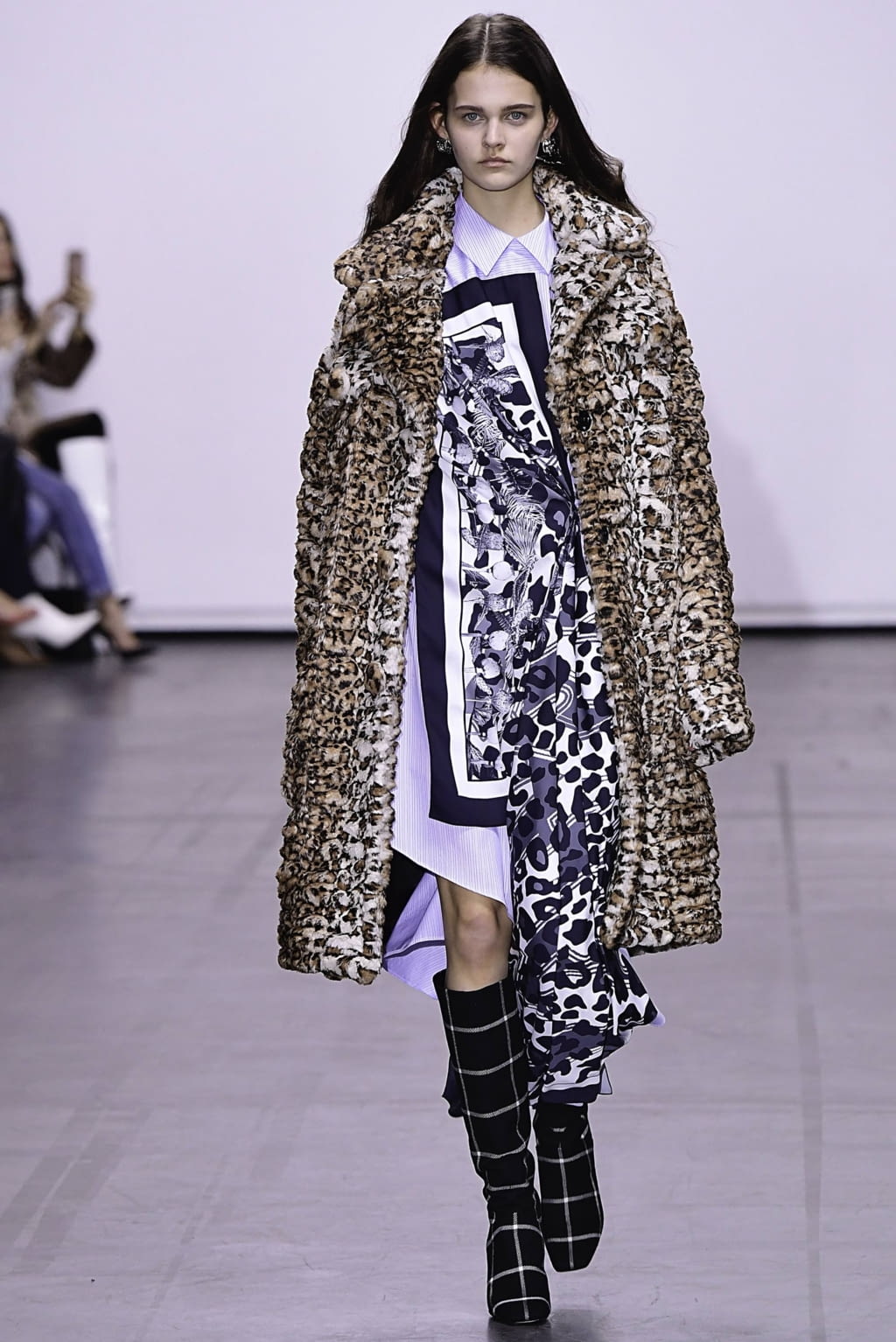 Fashion Week Paris Fall/Winter 2019 look 22 from the Masha Ma collection 女装