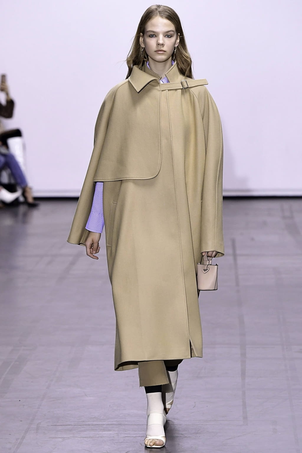 Fashion Week Paris Fall/Winter 2019 look 23 from the Masha Ma collection 女装