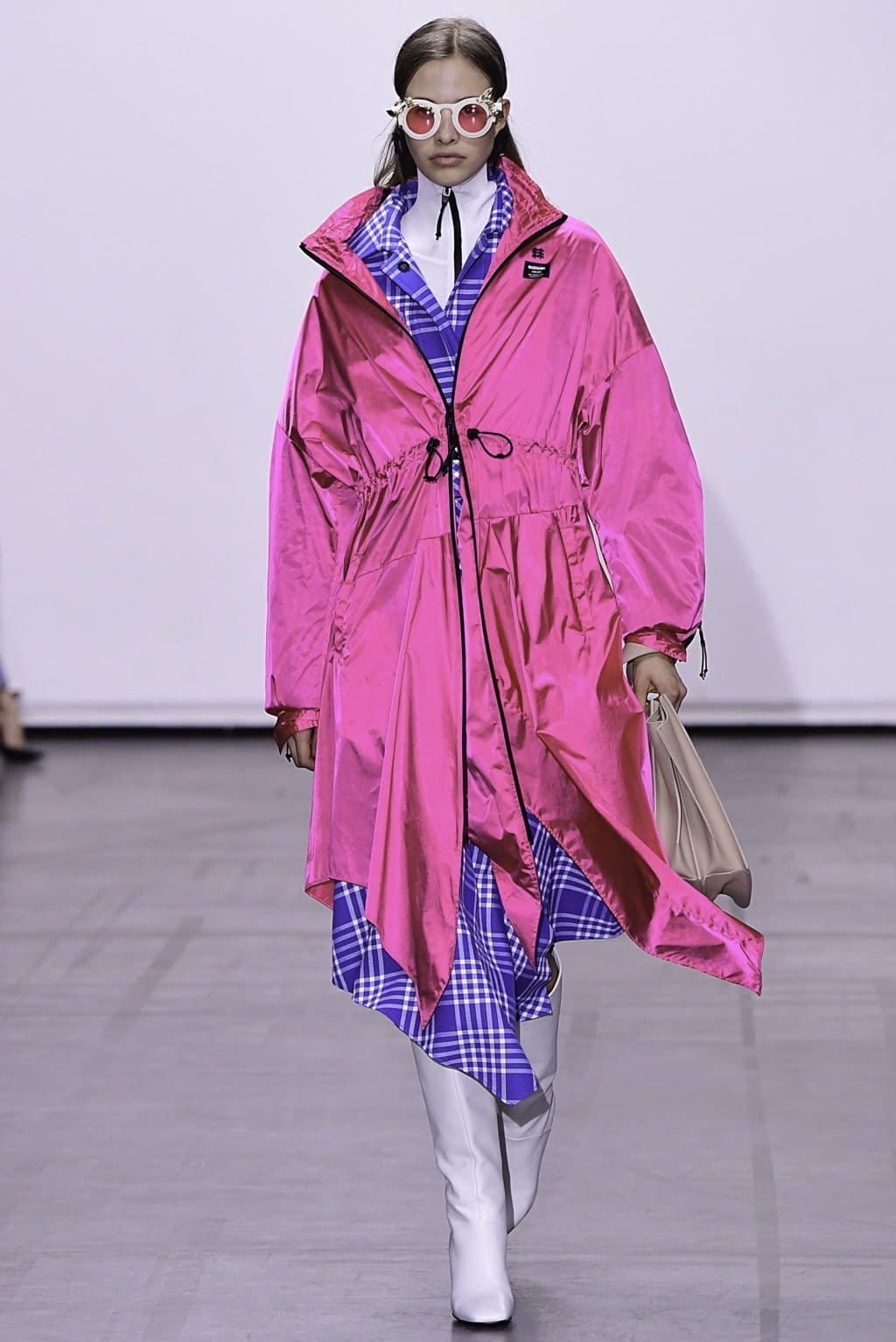 Fashion Week Paris Fall/Winter 2019 look 26 from the Masha Ma collection 女装