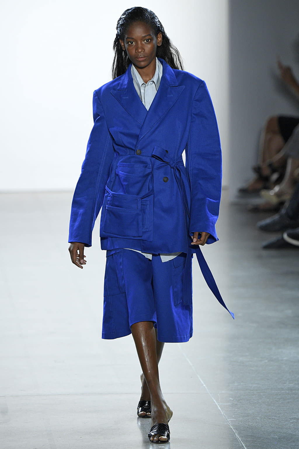 Fashion Week New York Spring/Summer 2019 look 1 from the Matthew Adams Dolan collection 女装