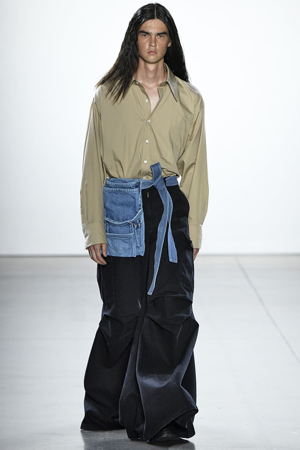 Fashion Week New York Spring/Summer 2019 look 21 from the Matthew Adams Dolan collection 女装