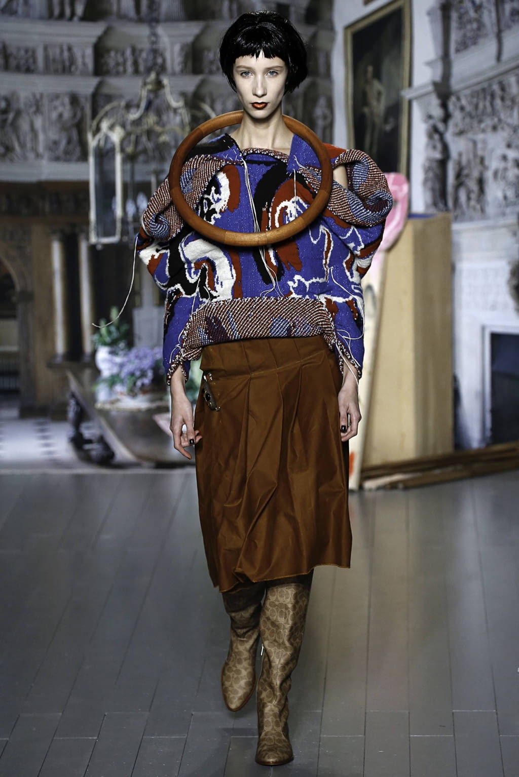 Fashion Week London Fall/Winter 2019 look 3 from the Matty Bovan collection womenswear