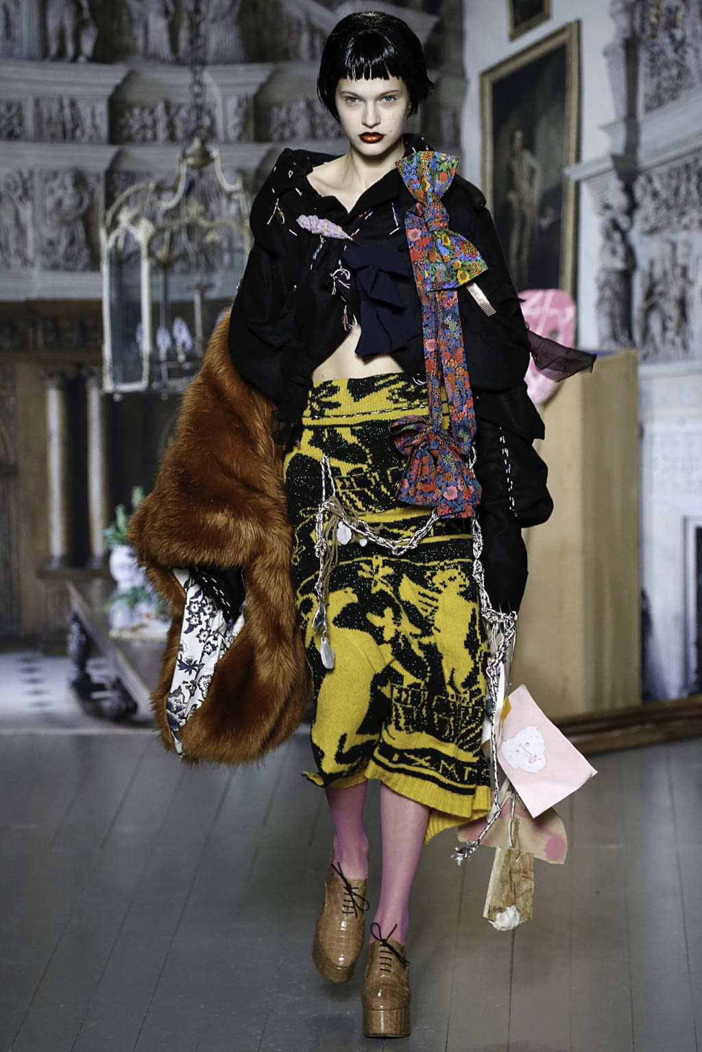 Fashion Week London Fall/Winter 2019 look 11 de la collection Matty Bovan womenswear