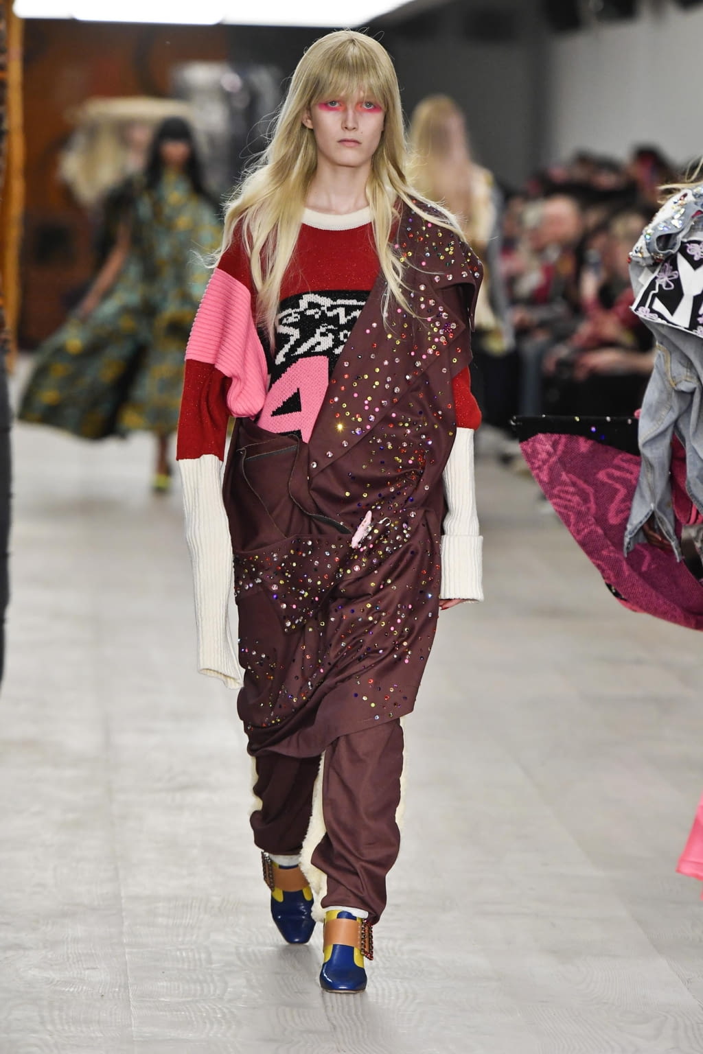 Fashion Week London Fall/Winter 2020 look 7 de la collection Matty Bovan womenswear