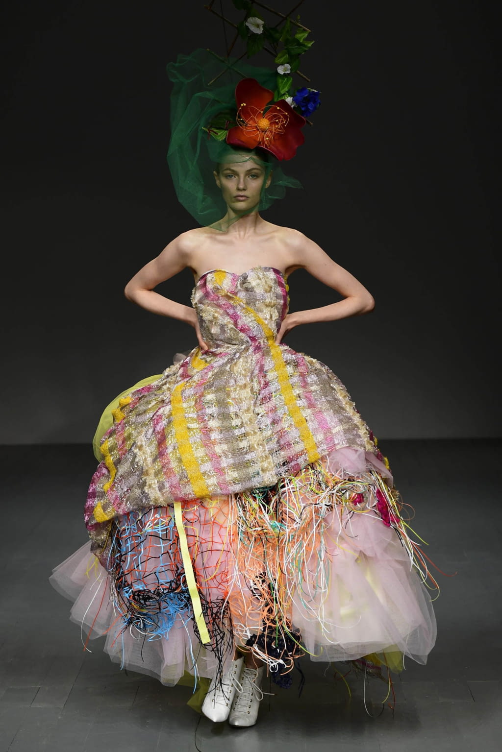 Fashion Week London Spring/Summer 2019 look 2 from the Matty Bovan collection womenswear