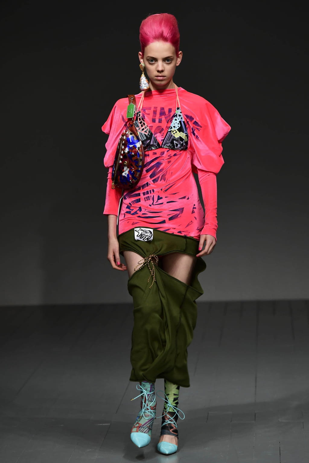 Fashion Week London Spring/Summer 2019 look 4 from the Matty Bovan collection womenswear