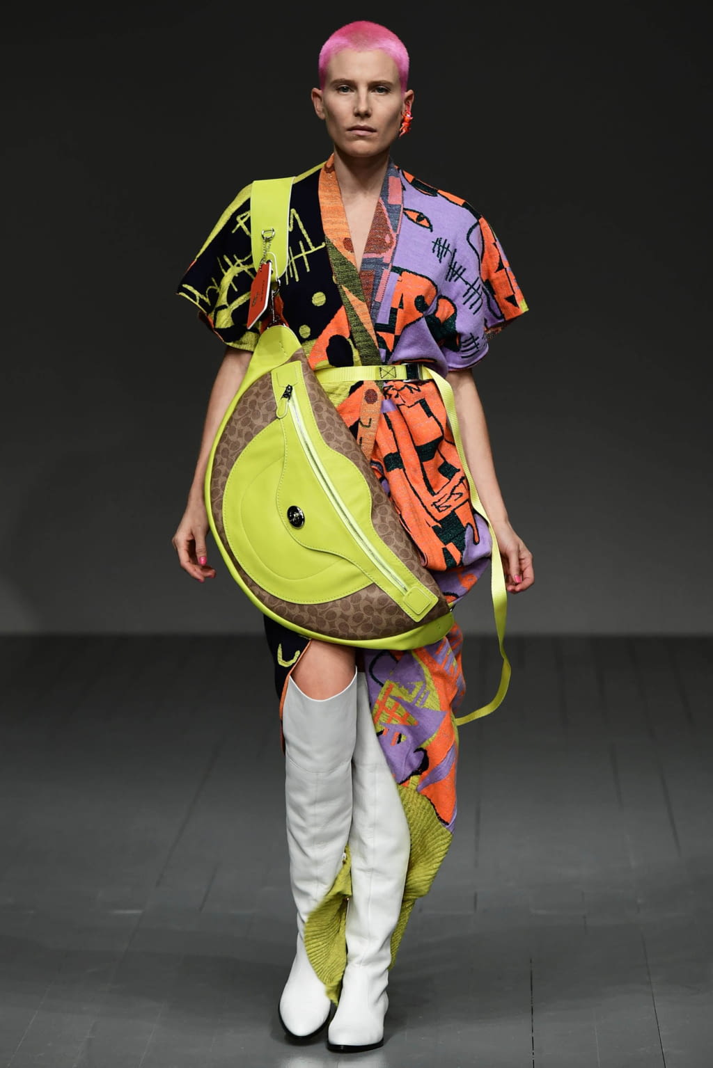 Fashion Week London Spring/Summer 2019 look 12 from the Matty Bovan collection womenswear
