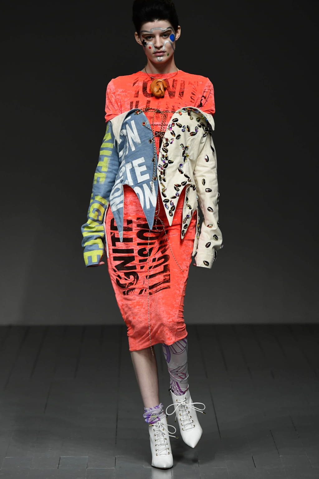 Fashion Week London Spring/Summer 2019 look 15 from the Matty Bovan collection womenswear