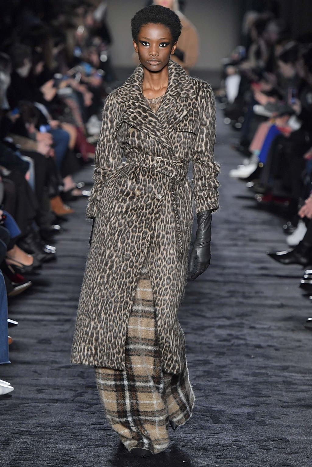 Fashion Week Milan Fall/Winter 2018 look 17 from the Max Mara collection 女装