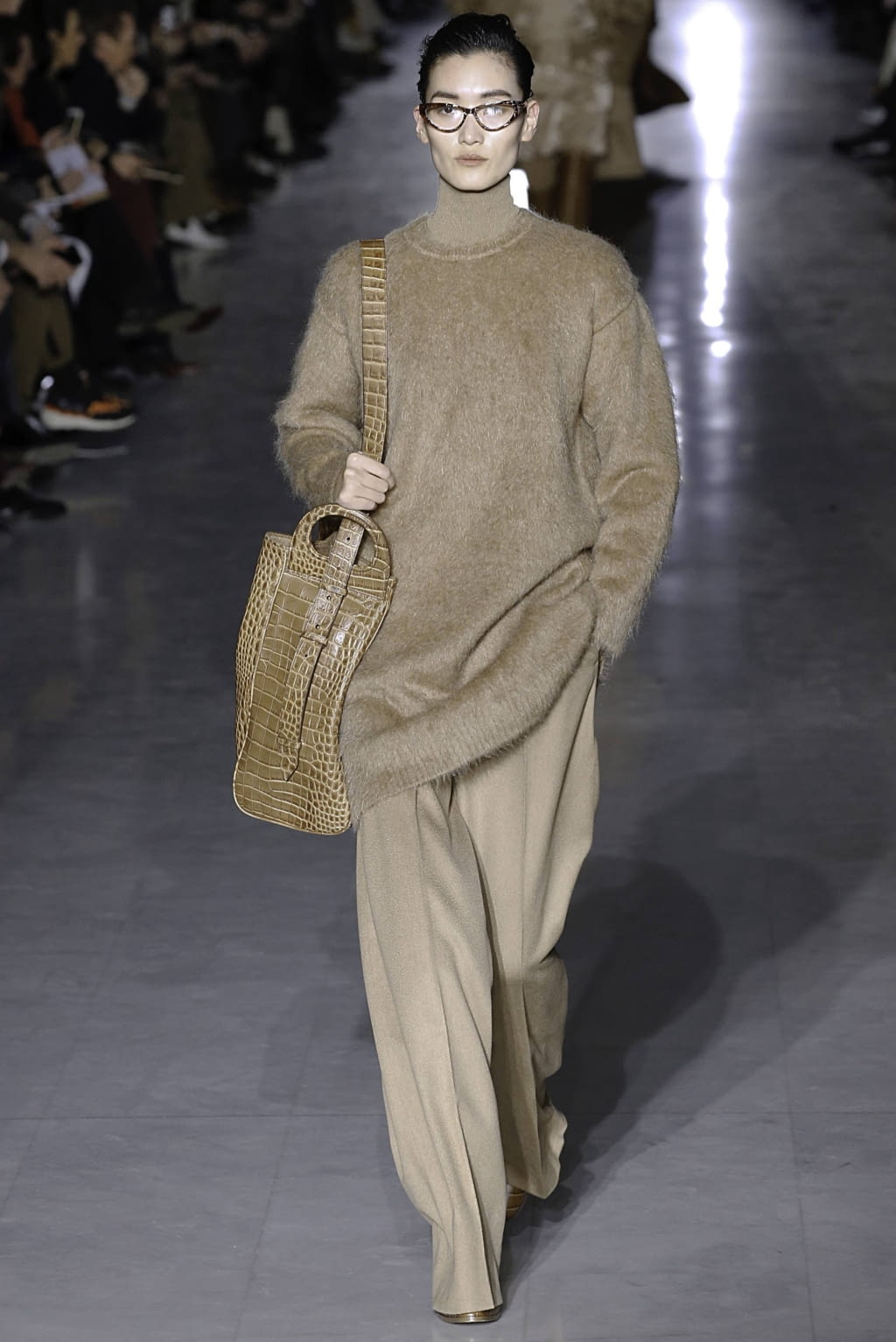 Fashion Week Milan Fall/Winter 2019 look 13 from the Max Mara collection 女装