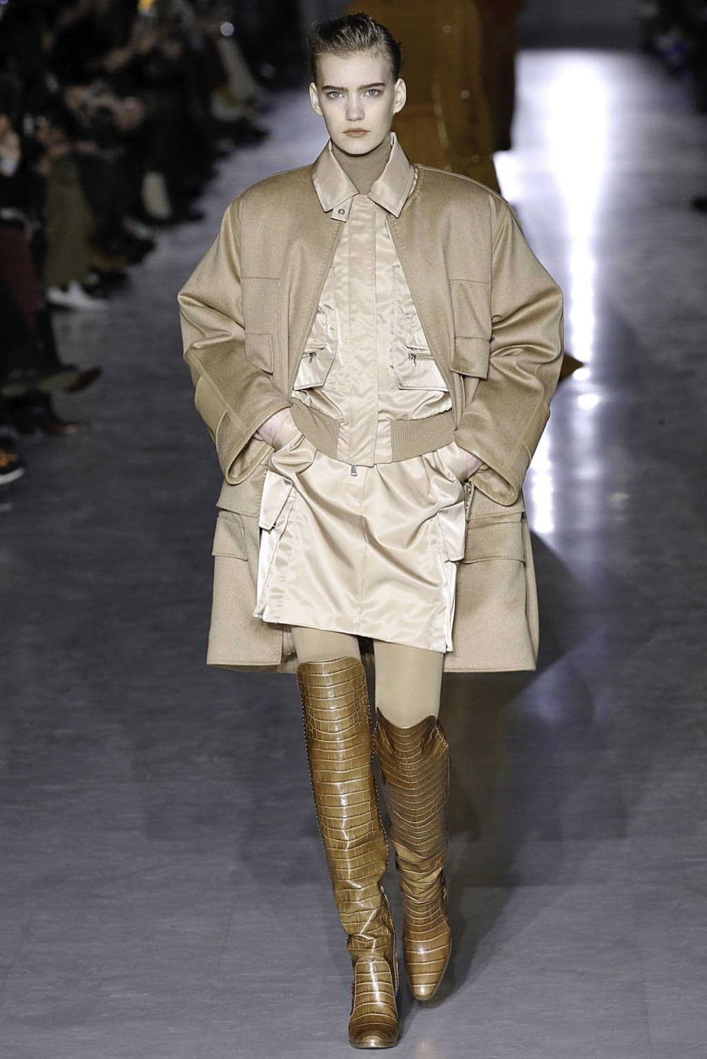 Fashion Week Milan Fall/Winter 2019 look 14 from the Max Mara collection 女装