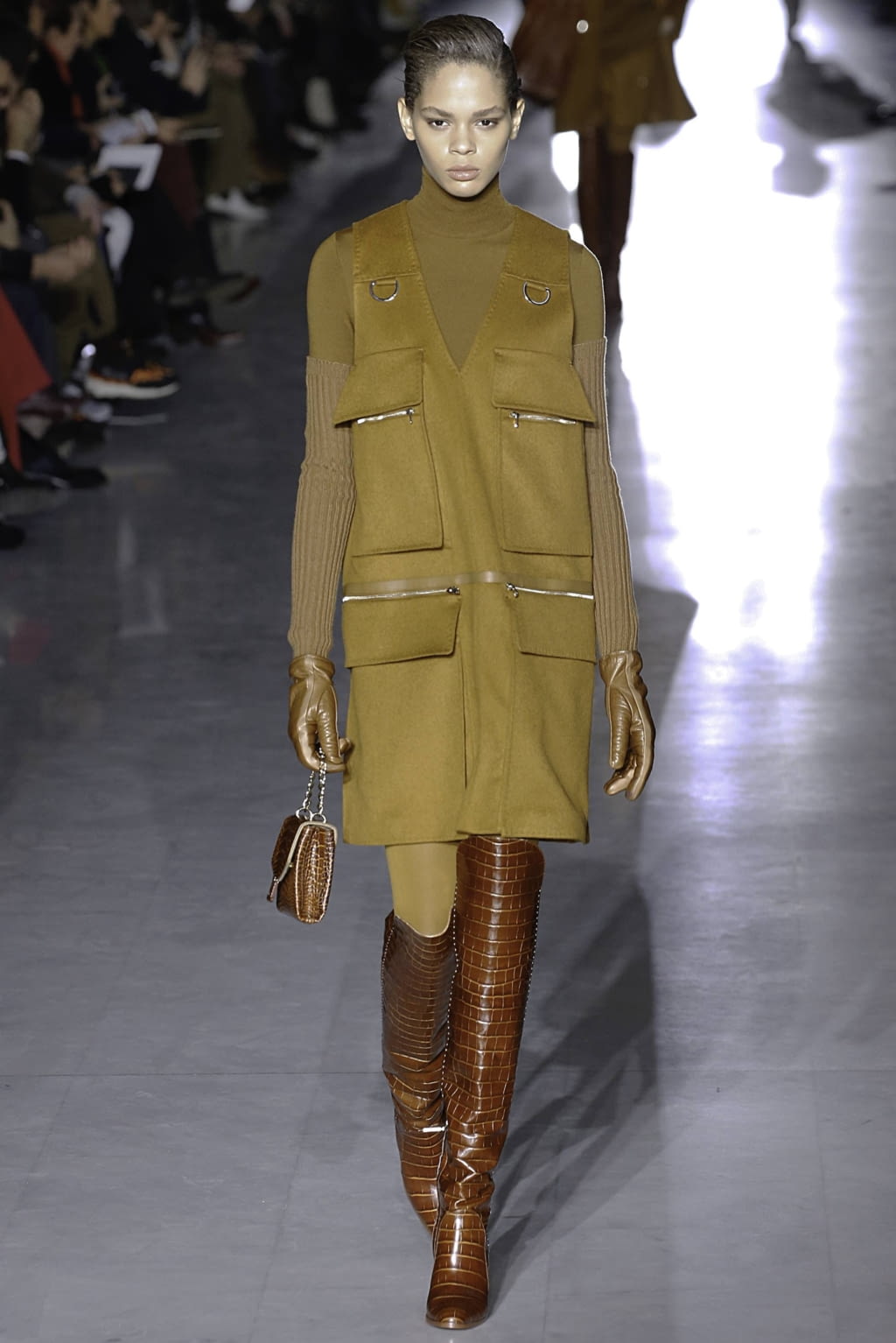 Fashion Week Milan Fall/Winter 2019 look 18 from the Max Mara collection 女装