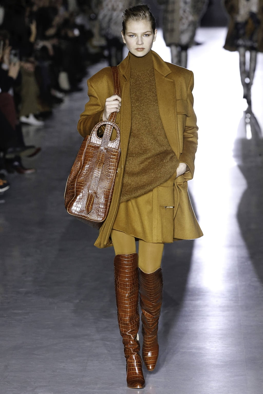 Fashion Week Milan Fall/Winter 2019 look 19 from the Max Mara collection 女装