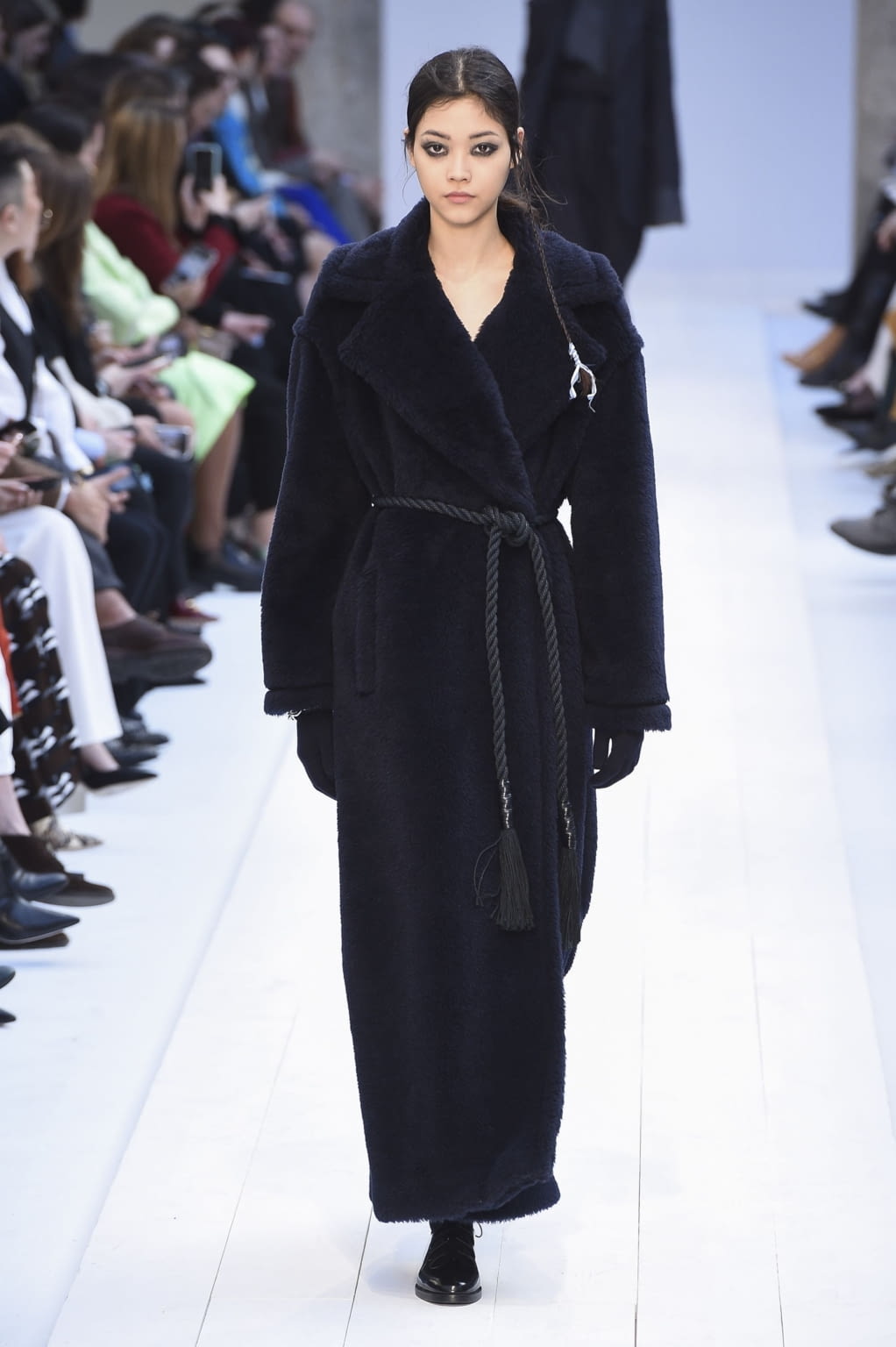 Fashion Week Milan Fall/Winter 2020 look 3 from the Max Mara collection 女装