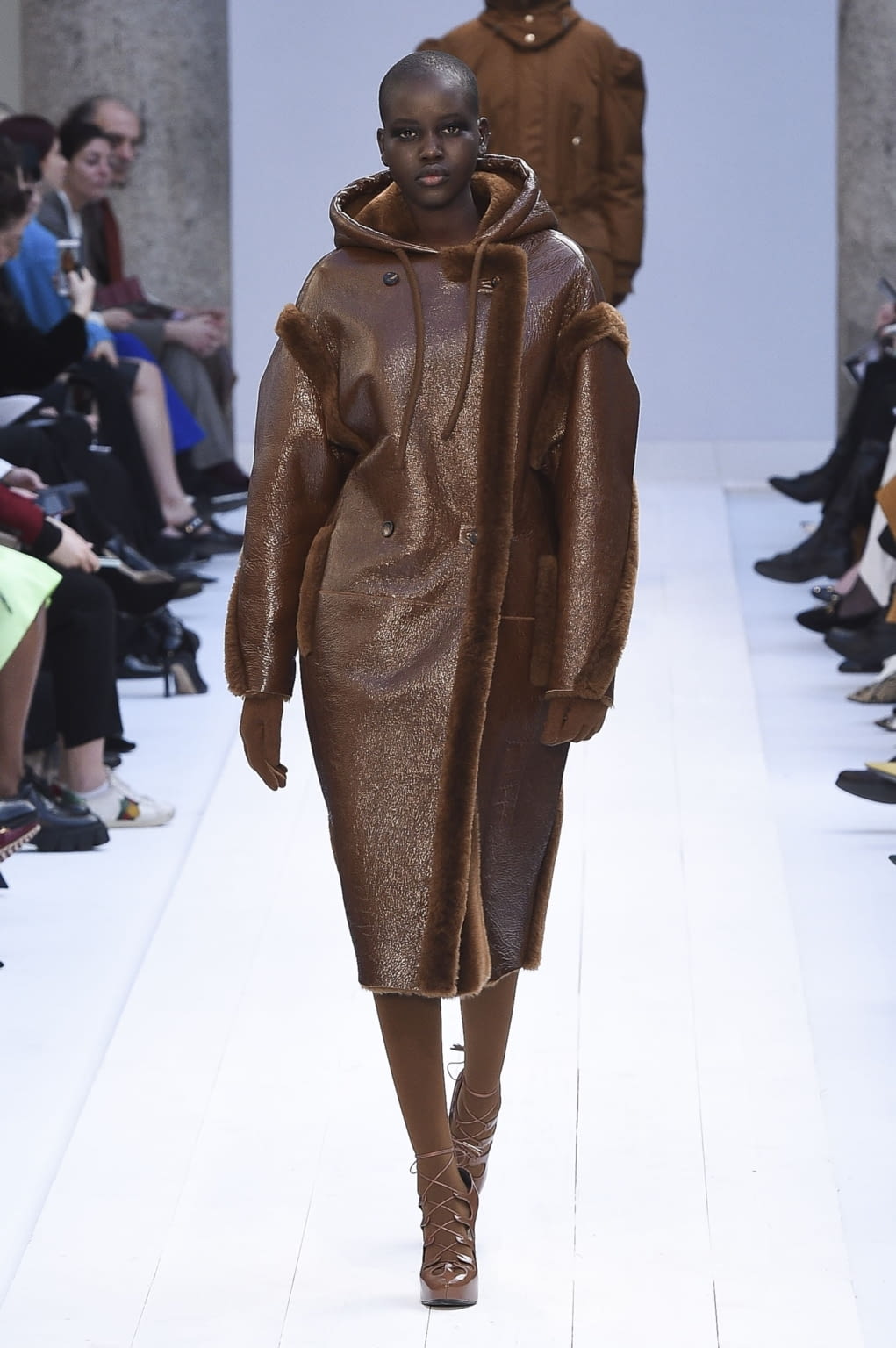 Fashion Week Milan Fall/Winter 2020 look 30 from the Max Mara collection 女装