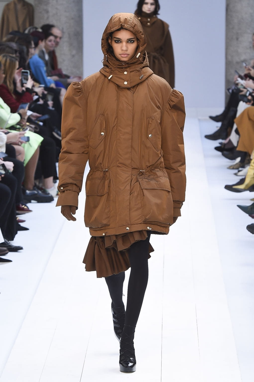 Fashion Week Milan Fall/Winter 2020 look 31 from the Max Mara collection 女装
