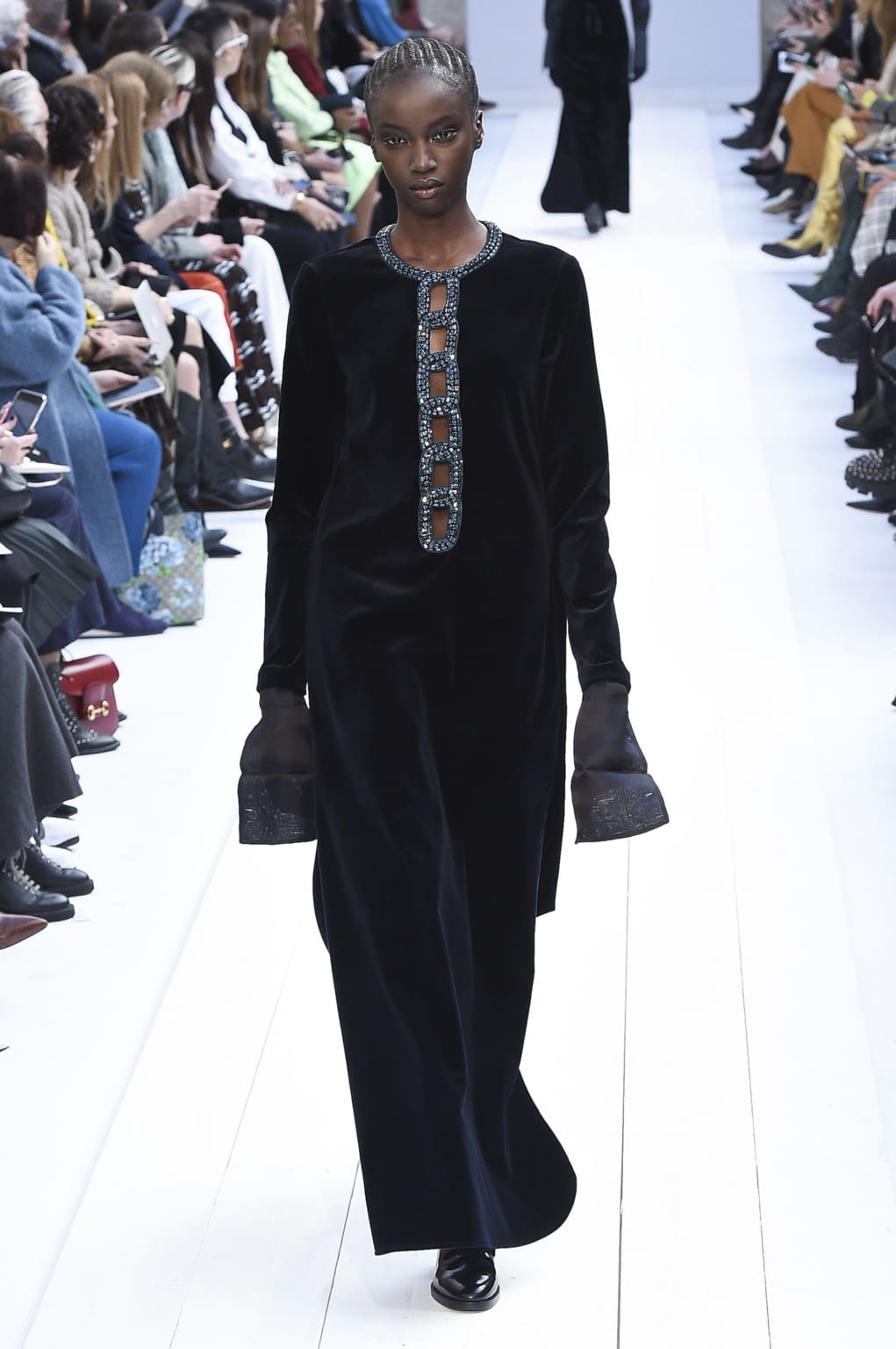 Fashion Week Milan Fall/Winter 2020 look 45 from the Max Mara collection 女装