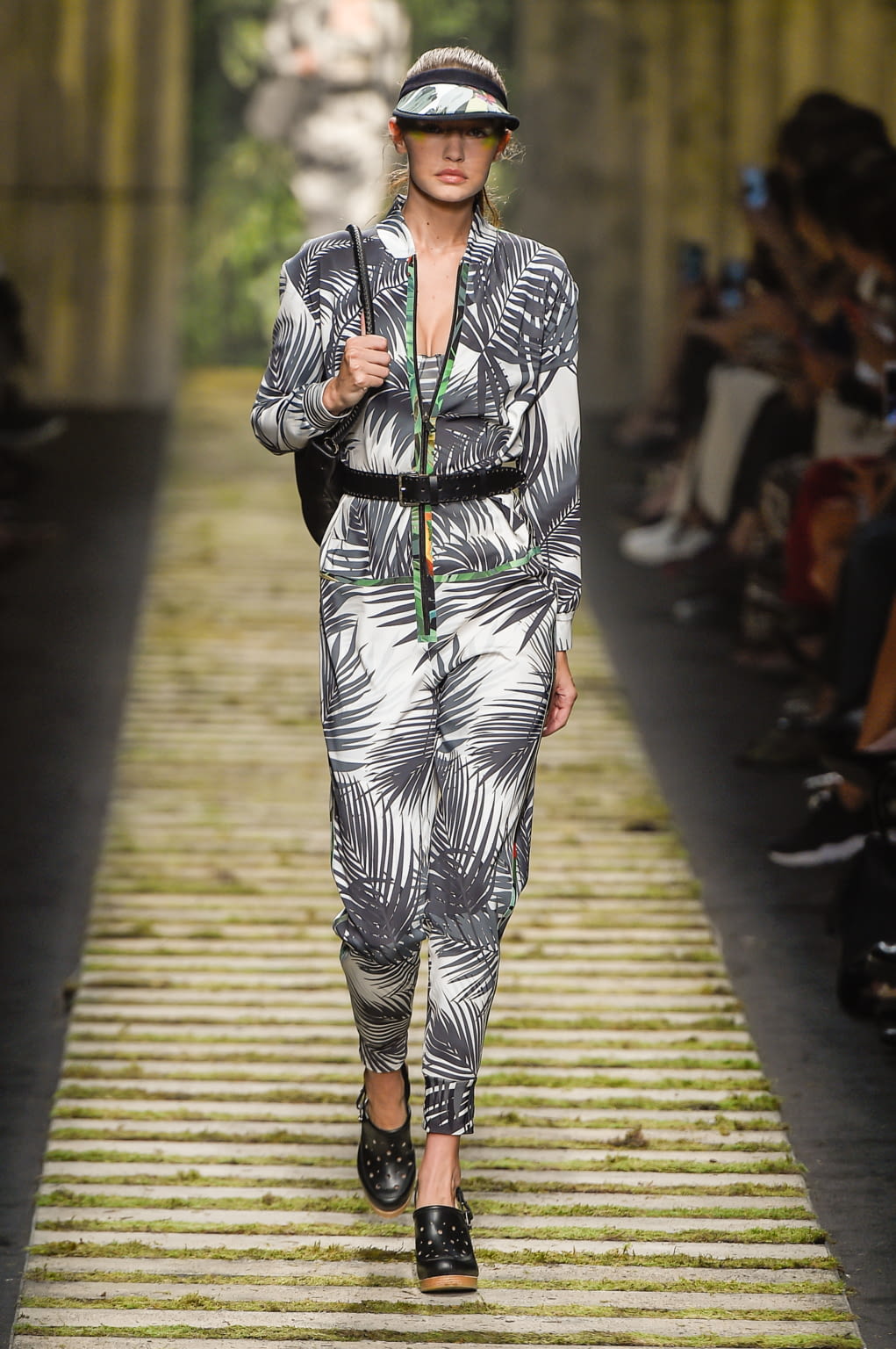 Fashion Week Milan Spring/Summer 2017 look 1 de la collection Max Mara womenswear