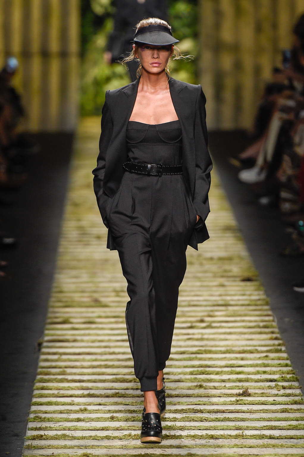 Fashion Week Milan Spring/Summer 2017 look 13 from the Max Mara collection womenswear