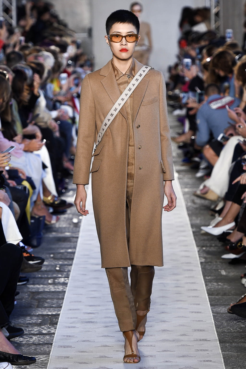 Fashion Week Milan Spring/Summer 2018 look 5 from the Max Mara collection womenswear