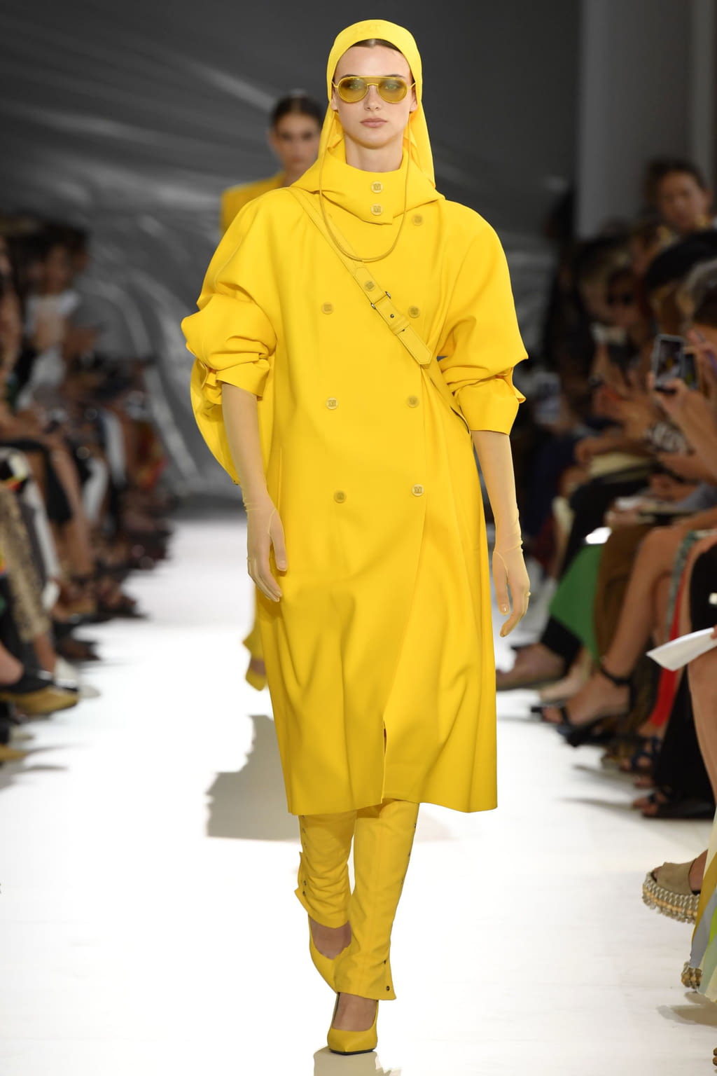 Fashion Week Milan Spring/Summer 2019 look 13 from the Max Mara collection womenswear