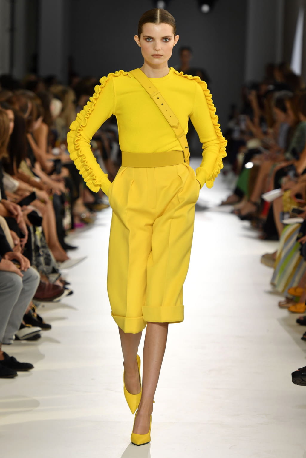 Fashion Week Milan Spring/Summer 2019 look 15 from the Max Mara collection womenswear