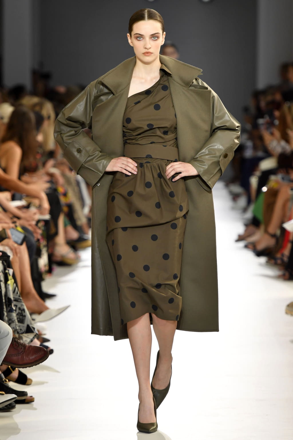 Fashion Week Milan Spring/Summer 2019 look 24 from the Max Mara collection womenswear
