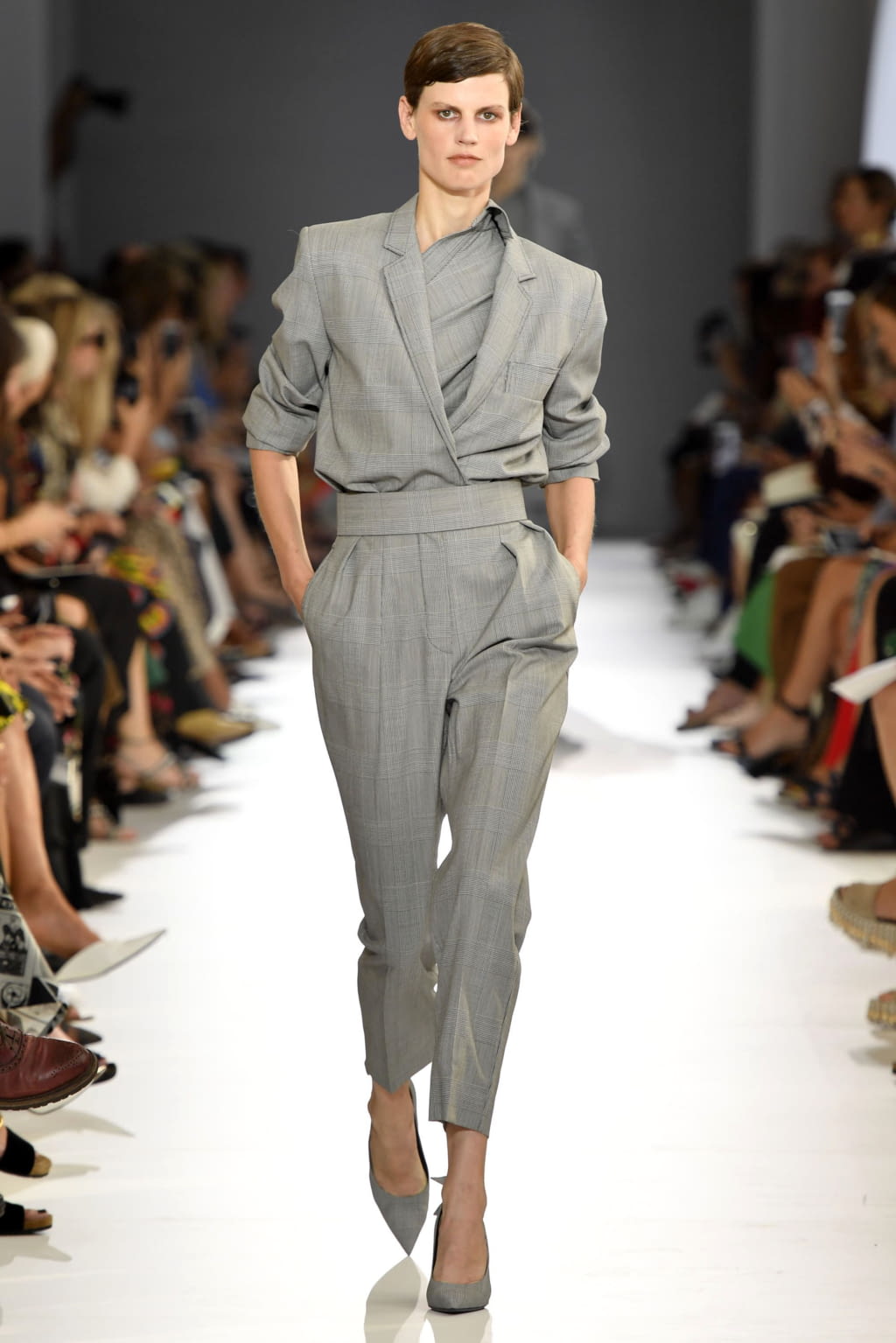 Fashion Week Milan Spring/Summer 2019 look 30 from the Max Mara collection womenswear