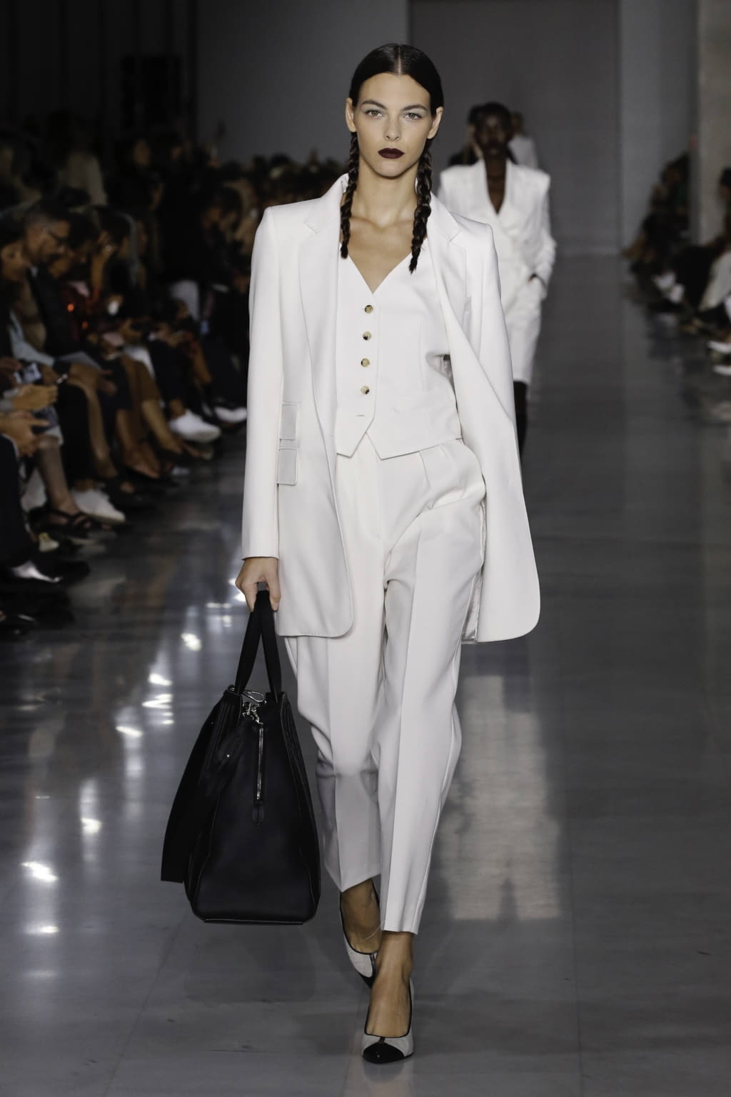 Fashion Week Milan Spring/Summer 2020 look 29 from the Max Mara collection 女装