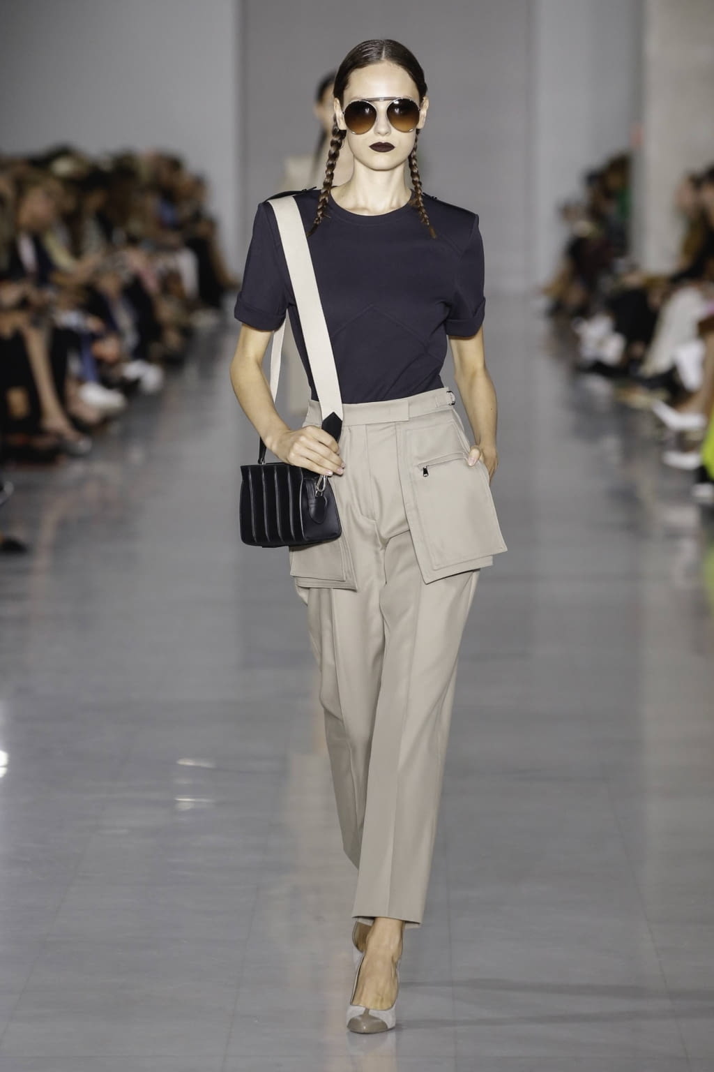 Fashion Week Milan Spring/Summer 2020 look 40 from the Max Mara collection 女装