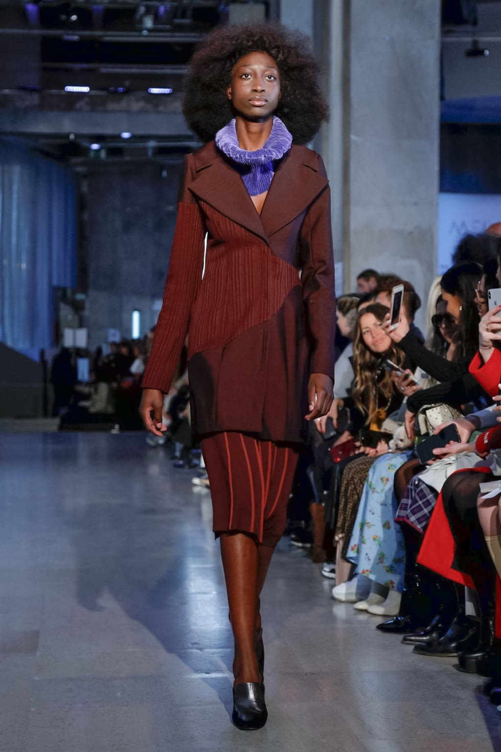 Fashion Week Paris Fall/Winter 2019 look 26 de la collection Mazarine womenswear