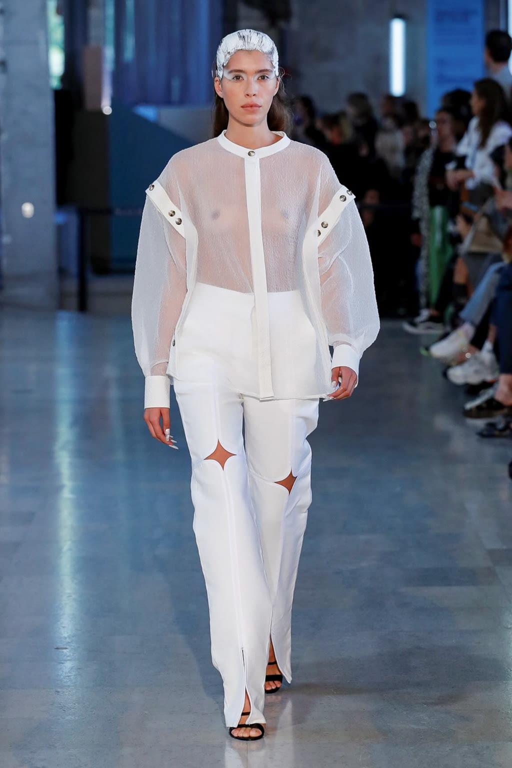 Fashion Week Paris Spring/Summer 2020 look 9 de la collection Mazarine womenswear