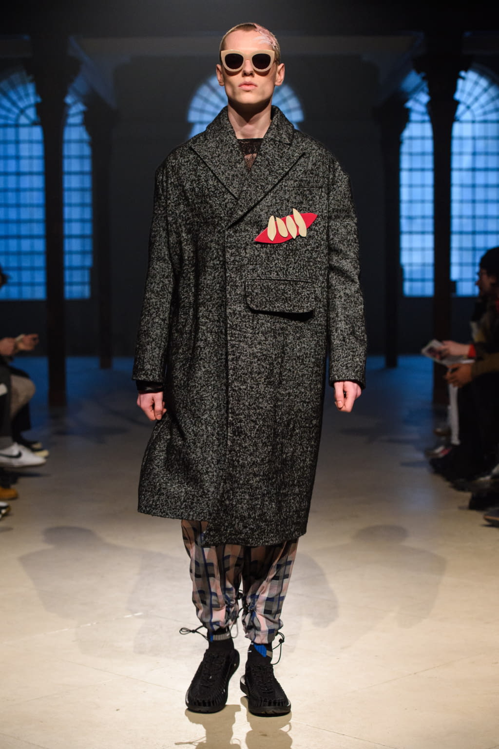 Fashion Week London Fall/Winter 2018 look 14 from the Tourne de Transmission collection menswear