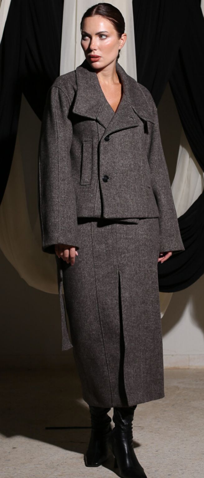 Fashion Week Paris Fall/Winter 2024 look 3 from the MD29 - Saudi 100 collection womenswear