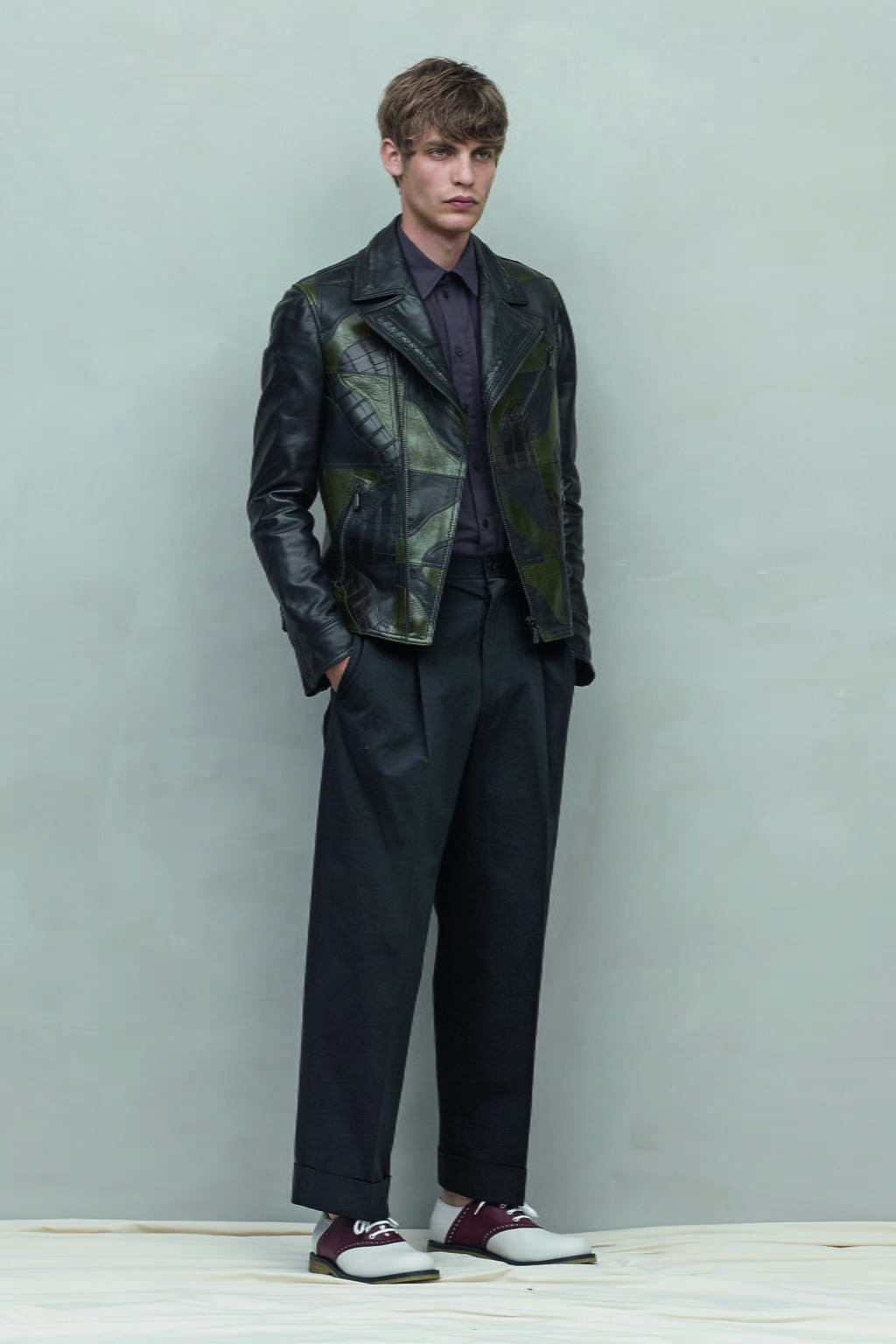 Fashion Week Milan Spring/Summer 2017 look 18 from the Bottega Veneta collection 男装