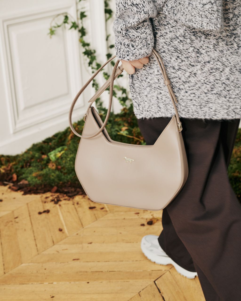 Fashion Week Paris Fall/Winter 2026 look 19 de la collection Maison Kitsuné womenswear