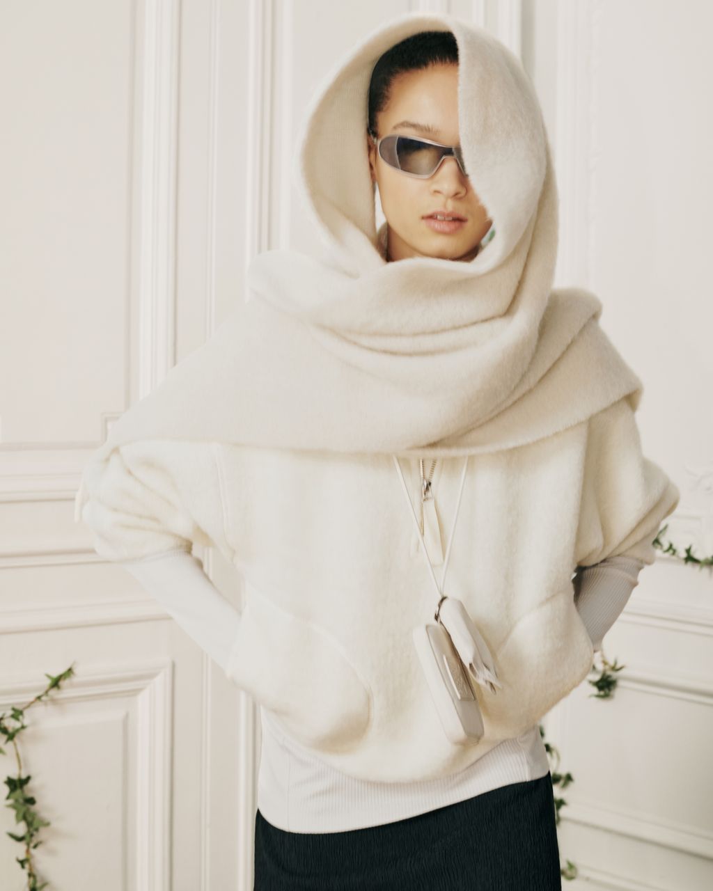 Fashion Week Paris Fall/Winter 2026 look 35 de la collection Maison Kitsuné womenswear