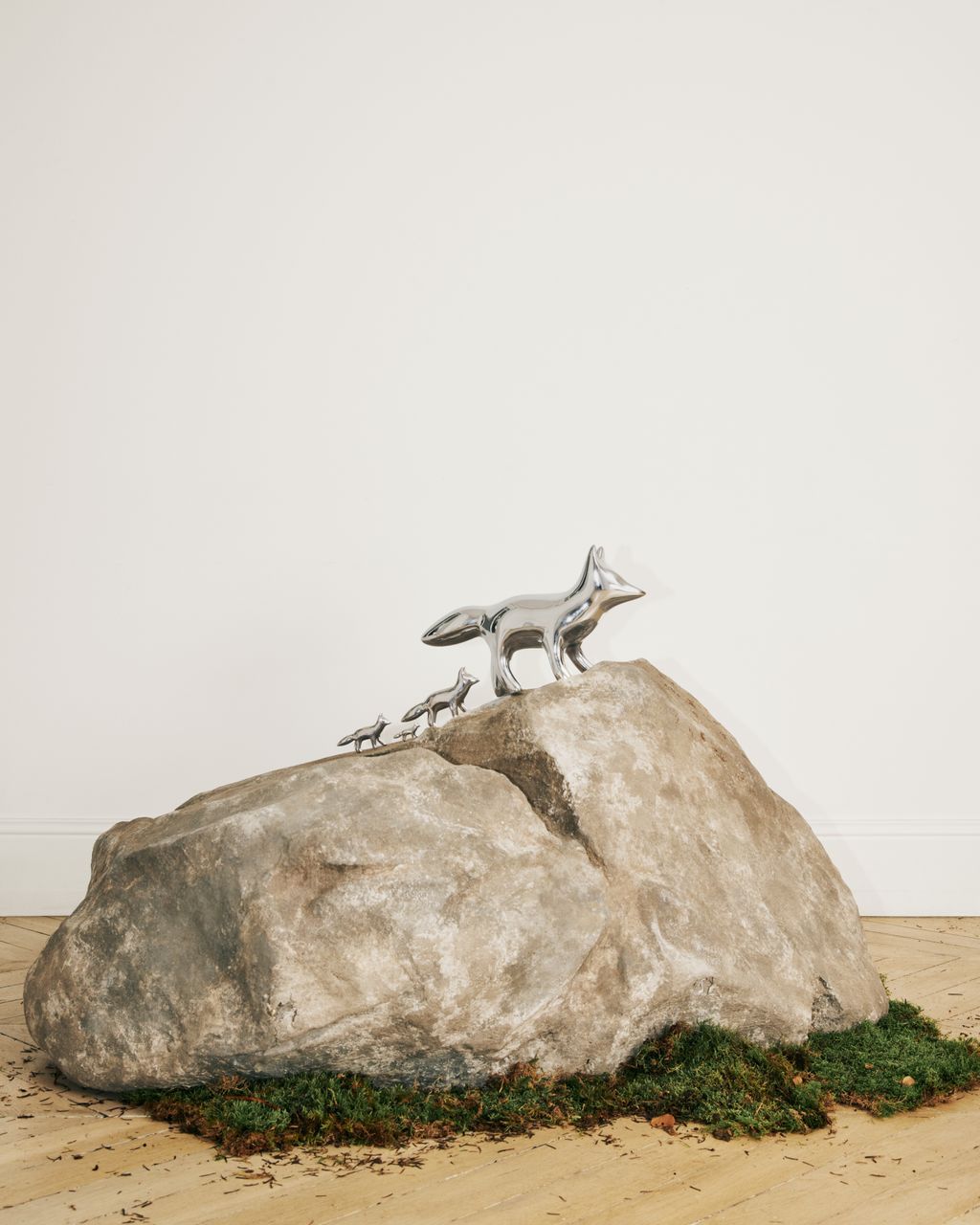 Fashion Week Paris Fall/Winter 2026 look 63 from the Maison Kitsuné collection 女装