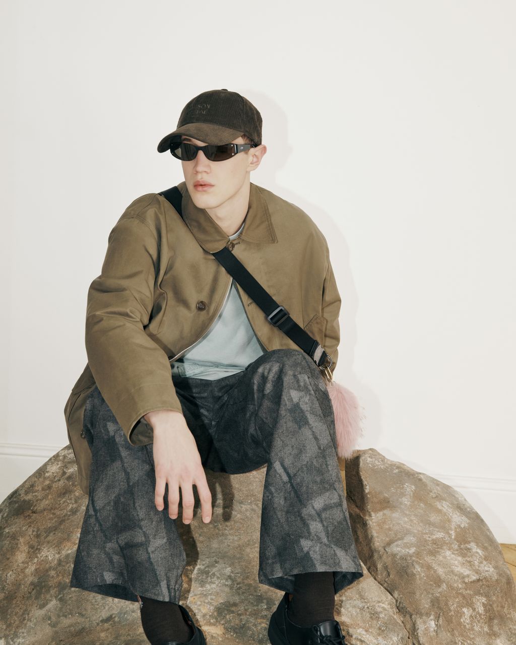 Fashion Week Paris Fall/Winter 2026 look 72 de la collection Maison Kitsuné womenswear