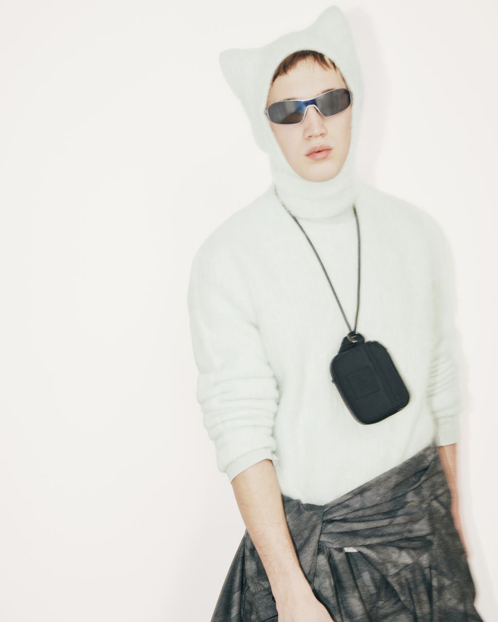 Fashion Week Paris Fall/Winter 2026 look 73 de la collection Maison Kitsuné womenswear